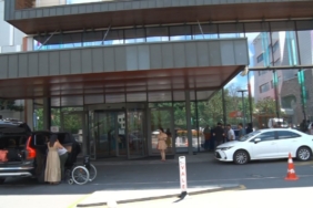 İstanbul Valisi Gül’den hayatını kaybeden Cumhurbaşkanı Başdanışmanı Bulut’un ailesine taziye ziyareti