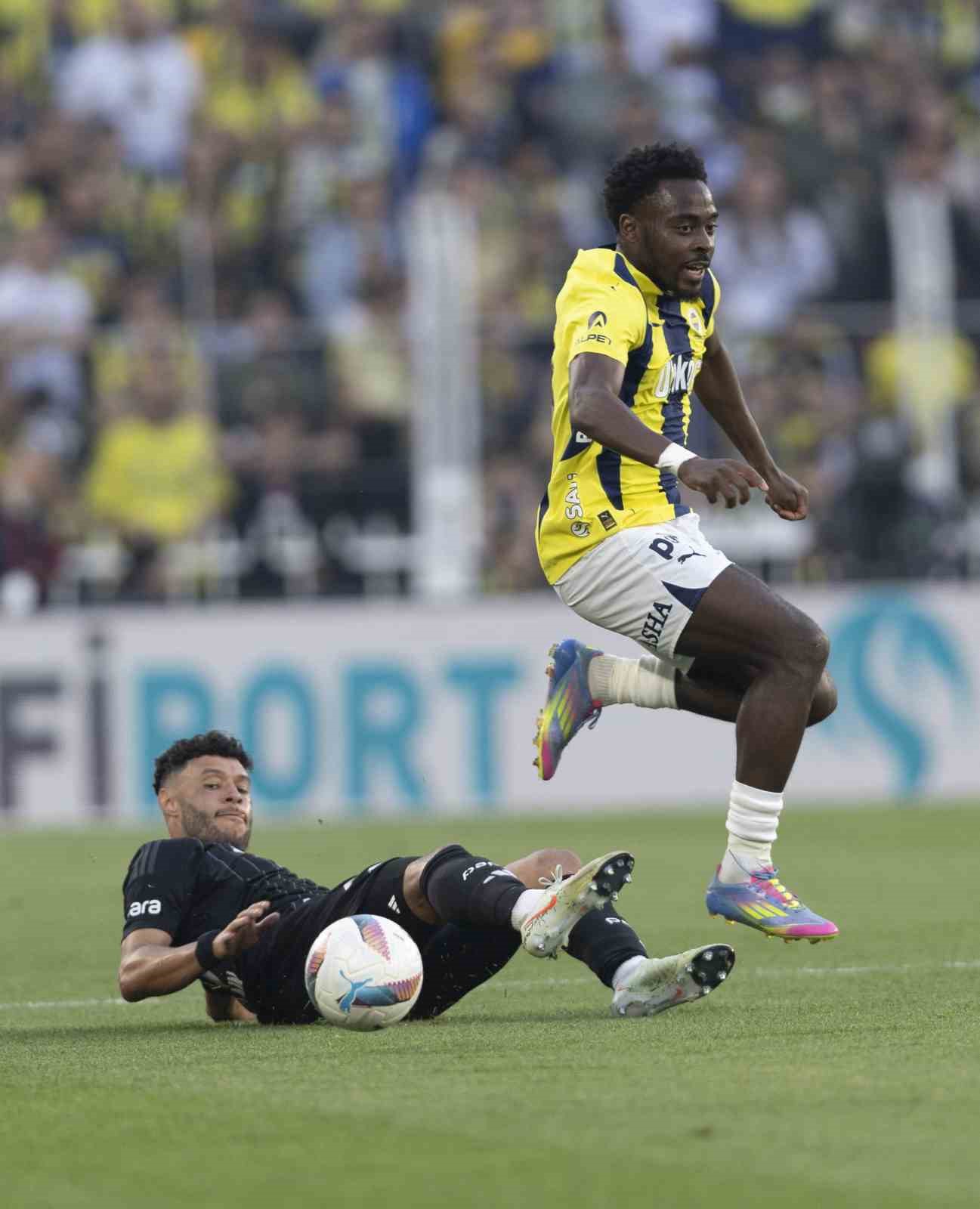 Bright Osayi-Samuel, Fenerbahçe’ye veda etti