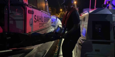 Bozcaada’da trafik kazasında yaralanan vatandaşın tıbbi tahliyesi Sahil Güvenlik ekiplerince gerçekleştirildi