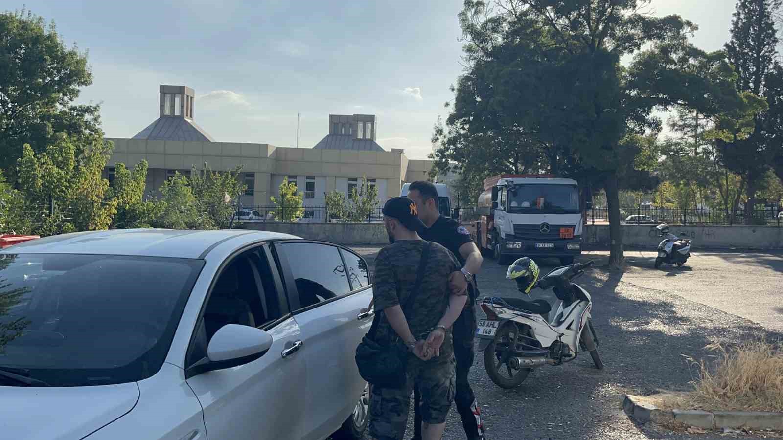 Otoparktaki "küfür" kavgasına 1 tutuklama