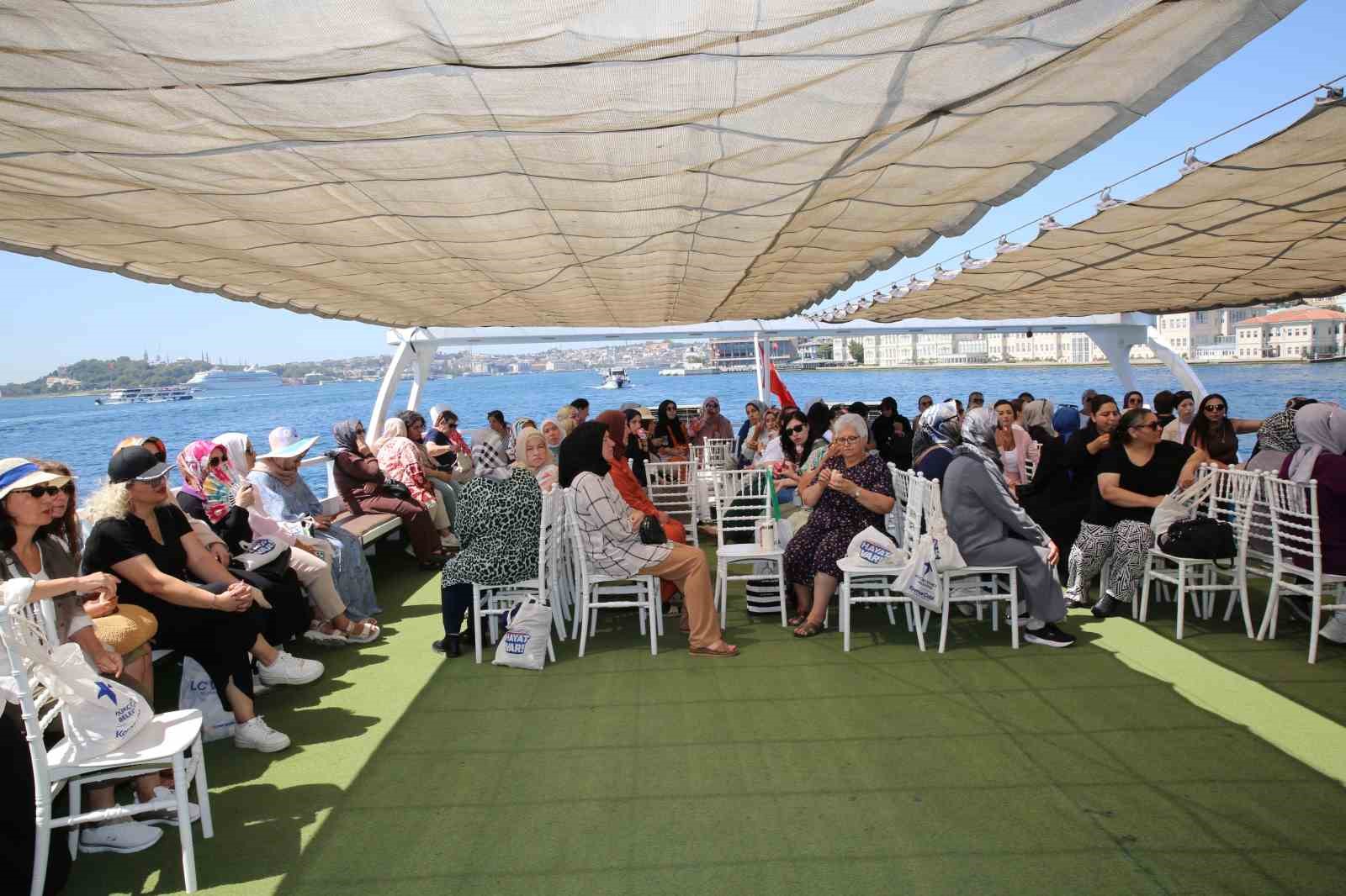 Küçükçekmece Belediyesi’nden kadınlara özel Boğaz turu