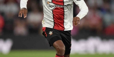 West Ham United, Kyle Walker-Peters’ı transfer etti