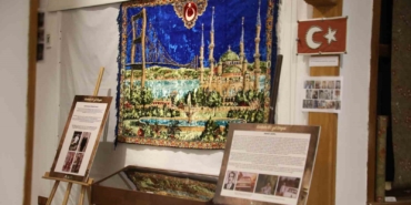 "Gurbette 60. Yıl Sergisi" İnegöl Kent Müzesinde açıldı