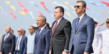 Silivri’de deniz şehitlerini anma programı düzenledi