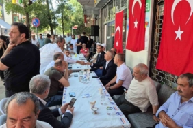 Şehit Piyade Sözleşmeli Er Ahmet Gültekin’in acılı babası taziyeleri kabul etti