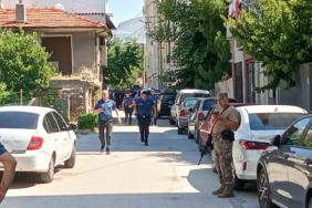 Polisi bıçaklayan şahıs operasyonla yakalandı