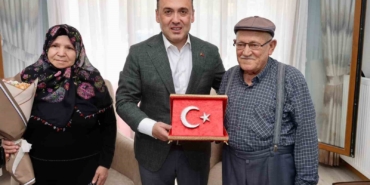 Bilecik Valisi Sözer şehit ailesi ile bir araya geldi