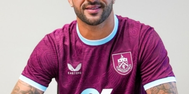 Kyle Walker, Burnley’ye transfer oldu