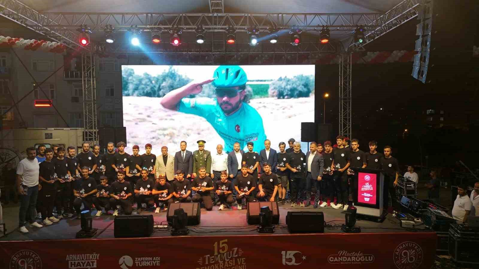 Arnavutköy’de 15 Temmuz şehitleri anıldı