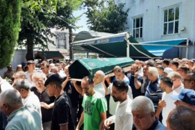 16 yaşındaki Dindar gözyaşlarıyla uğurlandı