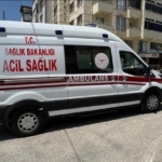 Otomobil ile motorlu bisiklet çarpıştı, 1 yaralı