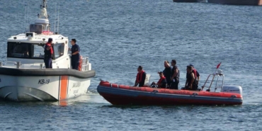 Kartal’da denize giren genç kayboldu: Arama çalışmaları sürüyor