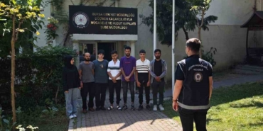 Bursa’da göçmen kaçakçılığı operasyonu: 7 yabancı uyruklu şahıs ve organizatör yakalandı