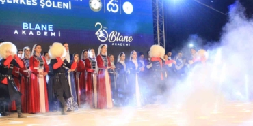 Çerkesler, Güney Marmara şöleninde unutulmaz bir gece yaşadı