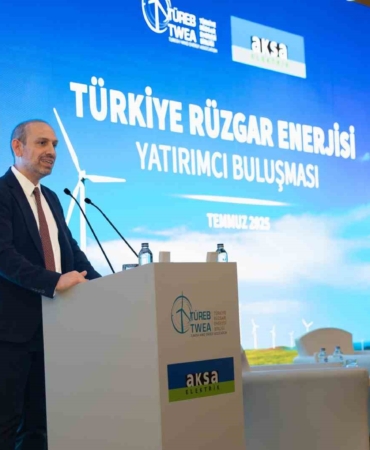 TÜREB ve Aksa Elektrik, Türkiye Rüzgar Enerjisi Yatırımcı Buluşması’nda yatırımcı paydaşları bir araya getirdi