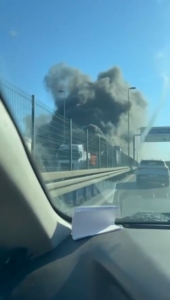 Bakırköy’de metrobüsün alevlere teslim olduğu anlar kamerada