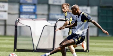 Fenerbahçe’de Başkan Ali Koç, antrenmanı takip etti