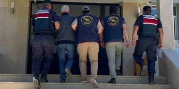 Katil her yerde aranıyordu, kendi kendini ihbar etti