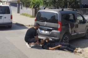 Kamyonetle çarpışan motosiklet sürücüsü yaralandı