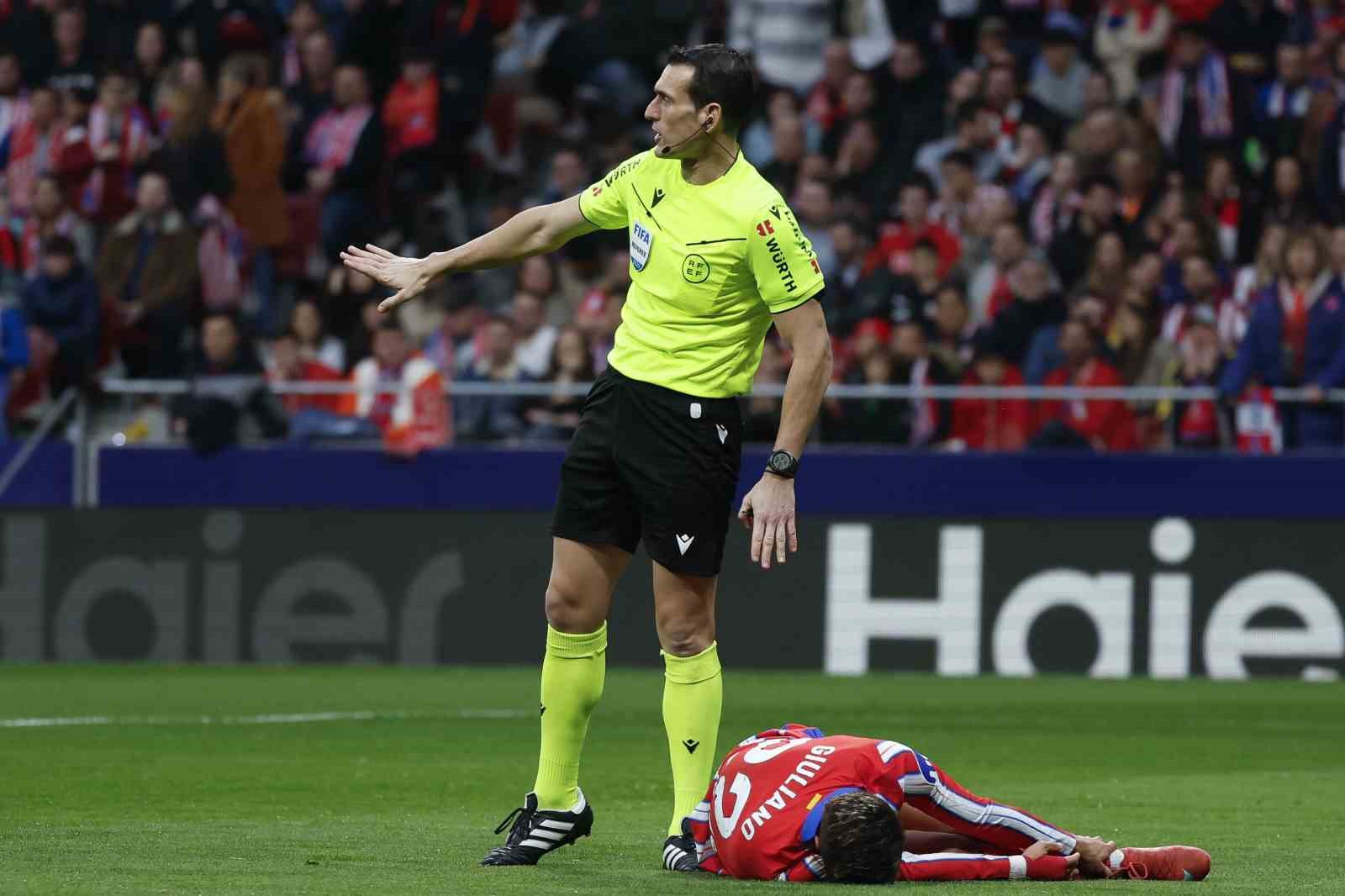 Shakhtar Donetsk - Beşiktaş maçını Juan Martinez Munuera yönetecek