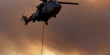 Şarköy’de zamanla yarış: Helikopterler yangınla mücadelede suyu havuzdan alıyor