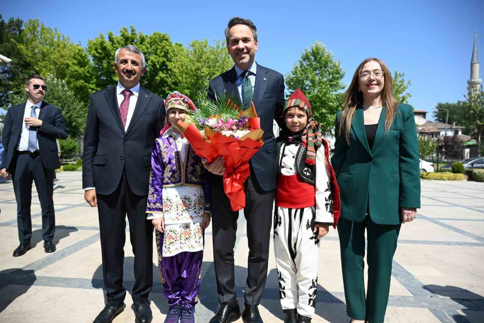 Bakan Bayraktar’dan Edirne Valiliğine ziyaret