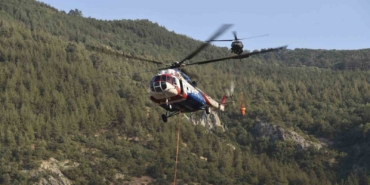 Balıkesir’de yangına müdahale sürüyor