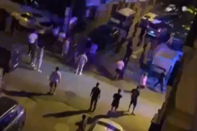 Gözü dönmüş adam ailesine saldırdı, müdahale etmek isteyenlere bıçak çekti