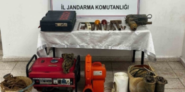 Yalova’da 3 defineci suçüstü yakalandı