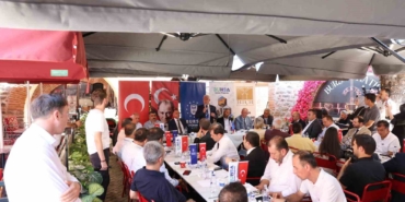 Başkan Bozbey: "Bursa turizmi için taşın altına elimizi değil, gövdemizi koyduk"