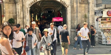 Kapalıçarşı yılın ilk 6 ayında 5 milyon turist ağırladı