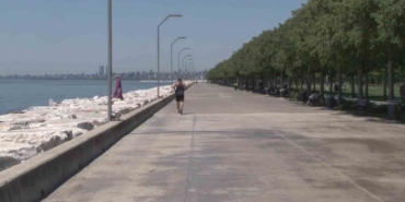 Kavurucu sıcaklarda kimi yüzerken kimiyse kilometrelerce koştu