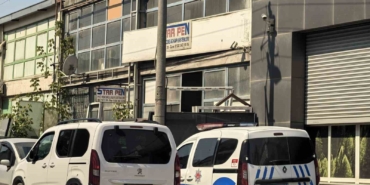 Pencereyi beğenmeyen müşteri iş yerini kurşunladı