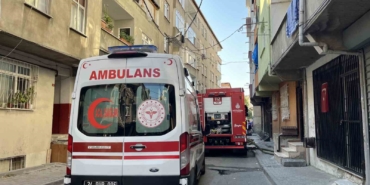 Bağcılar’da 5 katlı binada yangın