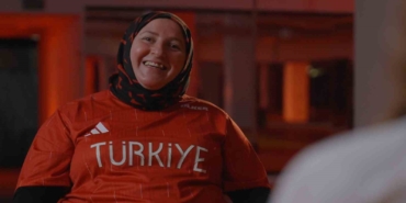 "Yüreğiyle Yarışanlar"ın son konuğu paralimpik judocu Nazan Akın Güneş