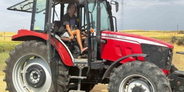 Masa başı işi bırakıp köyüne döndü: Şimdi başarılı bir kadın çiftçi