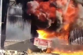 Bursa’da ihracat deposu alevlere teslim oldu