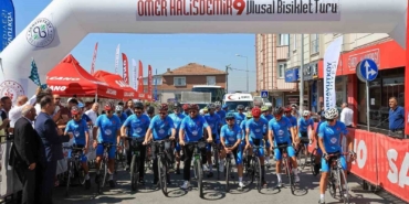 Arnavutköy’de 9. Ömer Halisdemir Bisiklet Turu başladı
