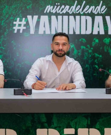 Tayfun Aydoğan, Bursaspor’a imzayı attı