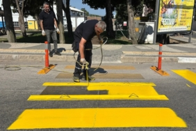 Bandırma’da yaya geçitleri yenileniyor