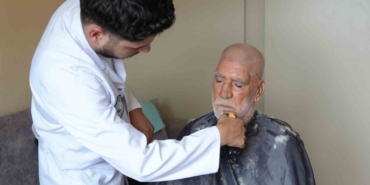 Gaziosmanpaşa’da "Evde Temizlik" ve "Evde Berber" hizmetleri yüzleri güldürüyor