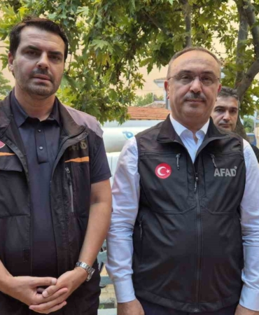 Şarköy’deki orman yangınına 34 hava aracı ile müdahale ediliyor