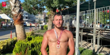 Sakarya Büyükşehir sporcularından gururlandıran başarı