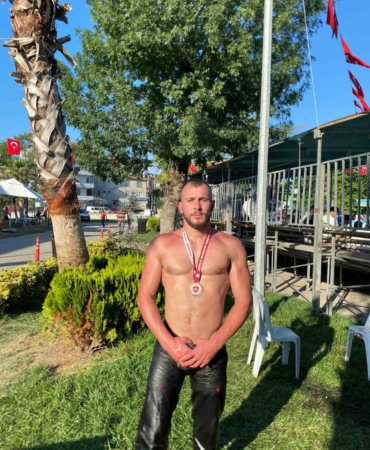Sakarya Büyükşehir sporcularından gururlandıran başarı