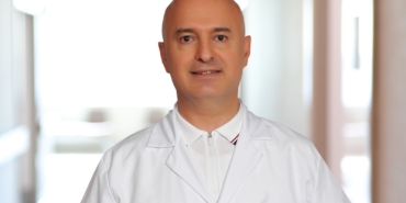 "Cilt kanserinden korunmak için güneşe karşı gerekli önlemi alın"