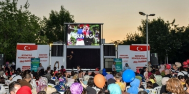 Esenyurt’ta yaz akşamları renkleniyor: Açık hava etkinliklerine yoğun ilgi