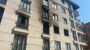 Avcılar’da yangın: 1’i ağır 3 yaralı
