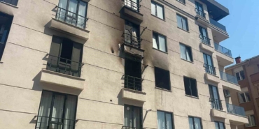 Avcılar’da yangın: 1’i ağır 3 yaralı