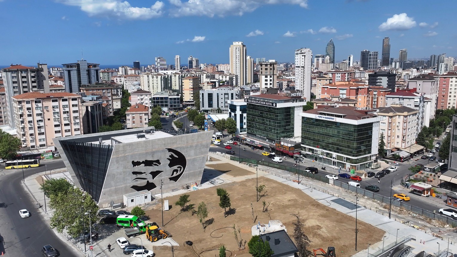 Ataşehir’e 12 bin metrekarelik yeni meydan kazandırılıyor