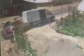 Yalova’da 4 aracın karıştığı trafik kazası kamerada